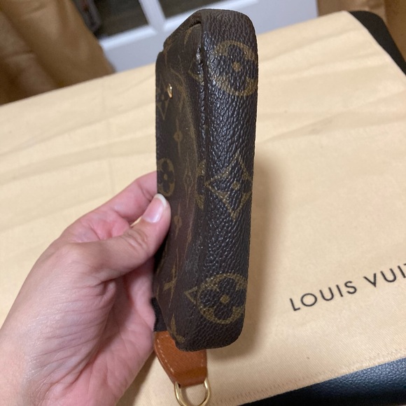 💯 Authentic Louis Vuitton special edition Cles - Picture 3 of 9